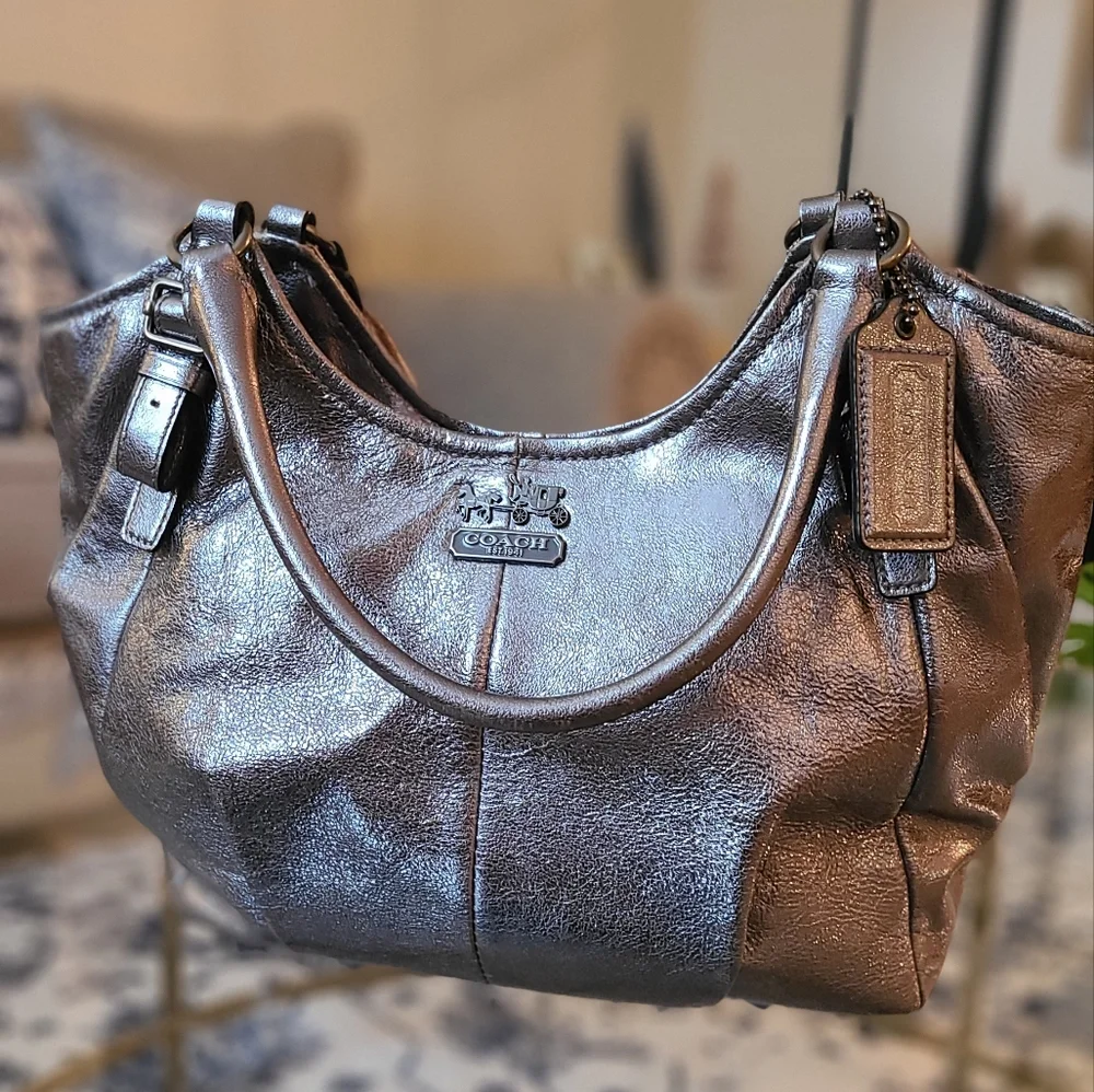 Coach Silver Grey Metallic Shoulder Handbag Purse with Dustbag - Picture 2 of 12